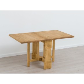 Table pliante en épicéa